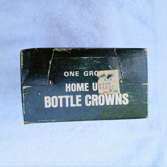Partial Old Box of Crown Home Use Bottle Crowns - Picture 5 of 8